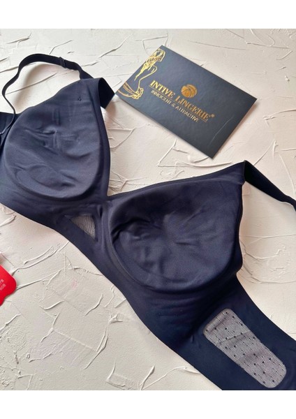 Eleanor Önü ve Yanı Dantel Detaylı Dikişsiz Lazer Kesim Ince Askılı V Yaka Hafif Destekli Sütyen indirimleri