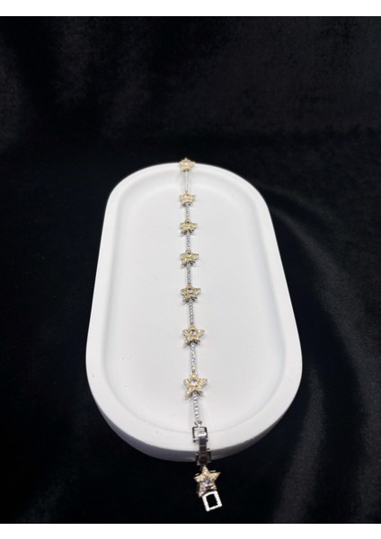 Gümüş Kaplama Yıldız Motifli Bileklik – Zarif ve Işıltılı fırsatları