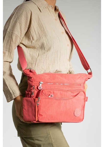 Klinkır Kadın Postacı Çanta Çok Cepli 25*20 cm Su Itici Kumaş Bayan Çapraz Askılı Omuz Çantası modelleri