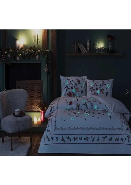 Glow Parlayan Çift Kişilik Nevresim Takımı Charm Kırmızı