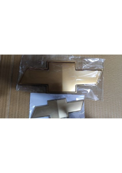 Captiva Ön ve Arka Logo Arma