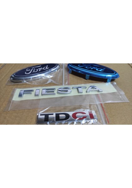 Fiesta Ön Logo Fiesta Arka Logo Fiesta Yazı Tdci Yazı 3D 4 Adet 2002-2008