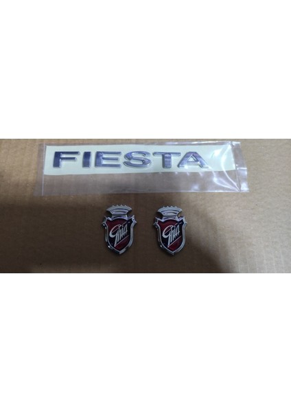 Fiesta Yazısı ve Ghia Arması 2 Adet