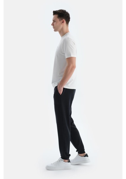 Siyah Erkek Modal Karışımlı Jogger Pantolon modelleri