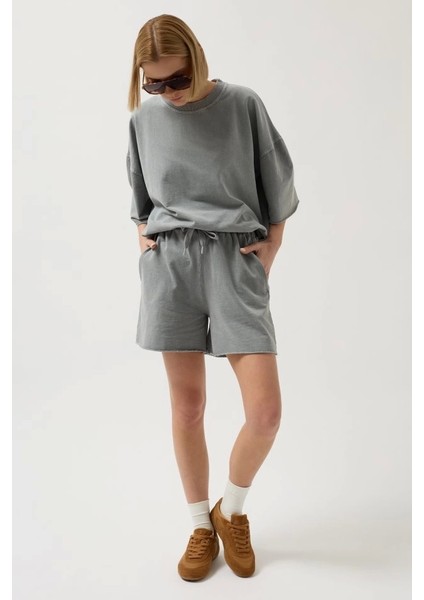 Oversize Lazer Kesim Bisiklet Yaka Thirt