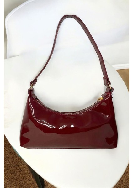 Şık Bordo Rugan Çanta modelleri