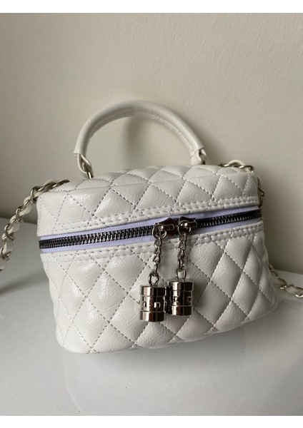 Parlak Mini Kutu Zincir Askılı Fermuar Kapamalı Kadın El ve Omuz Çanta Luna fırsatları