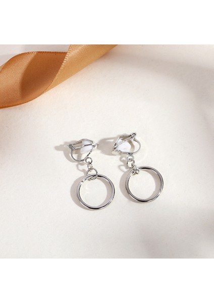 Hengshan Delici Olmadan Üçgen Püskül Kulak Klipsi, Üst Düzey Niş Edebi Retro Bayan Kulak Asılı Hafif Lüks Yüksek Kaliteli Küpeler (Yurt Dışından)