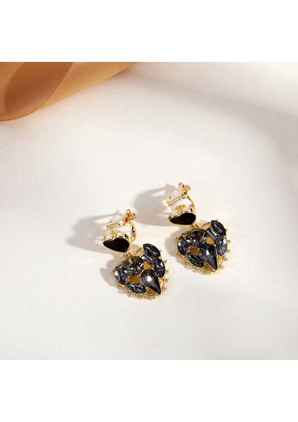 Hengshan Delici Olmadan Üçgen Püskül Kulak Klipsi, Üst Düzey Niş Edebi Retro Bayan Kulak Asılı Hafif Lüks Yüksek Kaliteli Küpeler (Yurt Dışından)