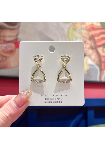 Hengshan Gümüş Iğne Seti Kedi Gözü Küpeler, Üst Düzey, Modaya Uygun ve Çok Yönlü, Hafif Lüks Küpeler, Sade ve Zarif Zirkon Küpeler (Yurt Dışından)