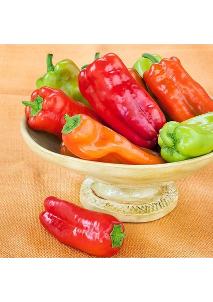 Doğal Cubanelle Tatlı Biber Tohumu (20 Tohum)