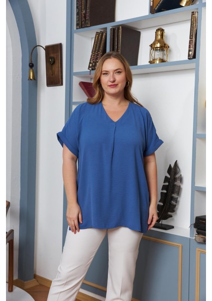 Yaka ve Kol Detaylı Yırtmaçlı Büyük Beden Bluz Indigo