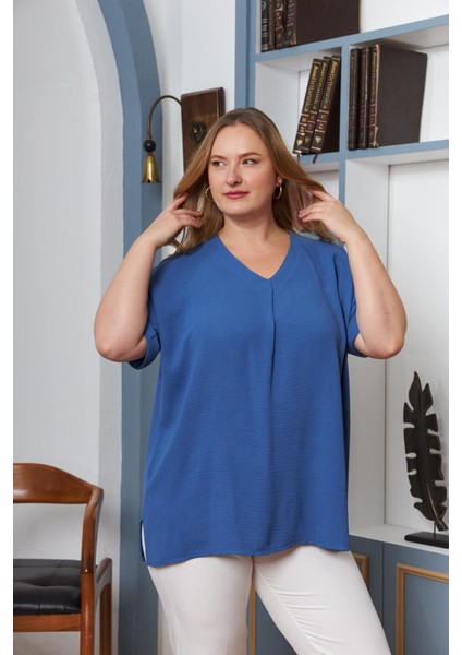 Yaka ve Kol Detaylı Yırtmaçlı Büyük Beden Bluz Indigo fiyatları