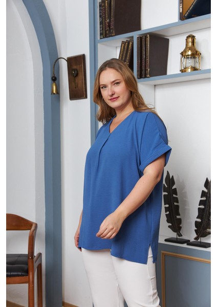 Yaka ve Kol Detaylı Yırtmaçlı Büyük Beden Bluz Indigo modelleri