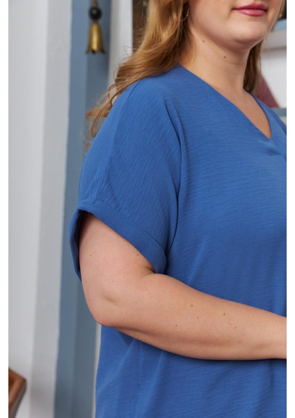 Yaka ve Kol Detaylı Yırtmaçlı Büyük Beden Bluz Indigo indirimleri