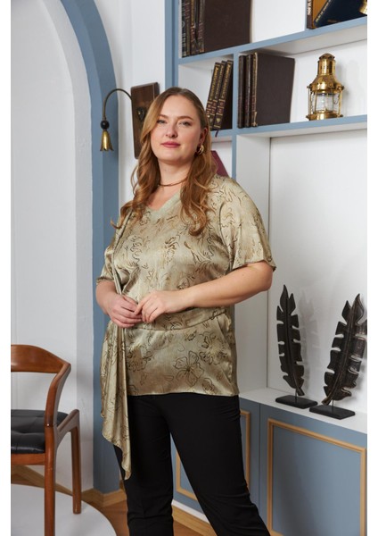 Kemer Aksesuarlı Büyük Beden Bluz Yeşil fiyatları