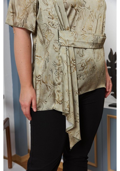 Kemer Aksesuarlı Büyük Beden Bluz Yeşil indirimleri