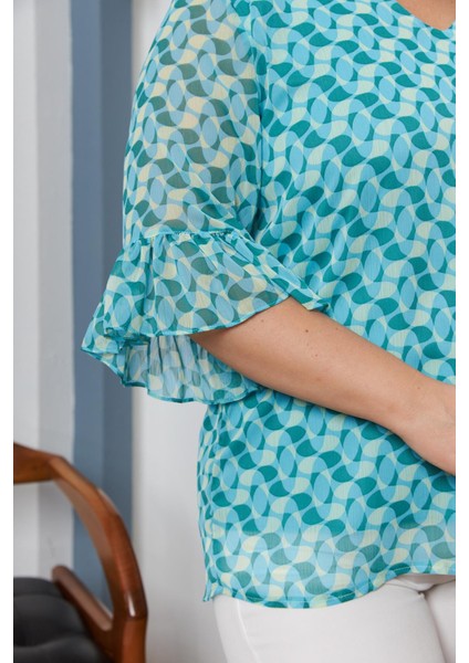 Büyük Beden Kol Detaylı Astarlı Şifon Bluz Mavi modelleri