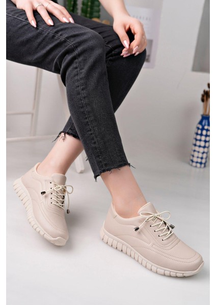 Kadın Bağcıklı Günlük Rahat Bej Spor Ayakkabı