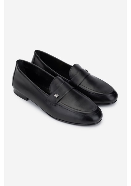 Kadın Deri Siyah Deri Loafer Ayakkabı 35 2028 Bn Ayk Y25 Sıyah Dr fiyatları