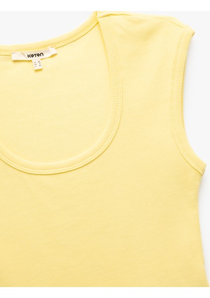 Slim Fit Pamuklu Kolsuz U Yaka Basic Crop Body