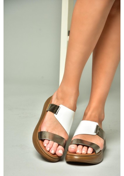 S291059703 Beyaz/platin Hakiki Deri Kalın Tabanlı Kadın Terlik