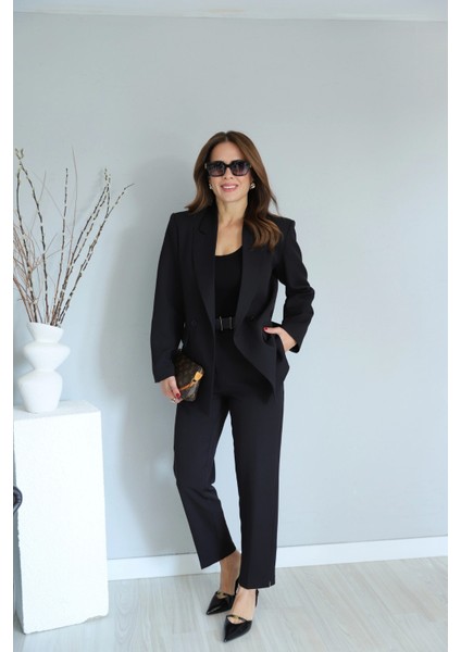 Siyah Astarlı Blazer Pantolon Takım