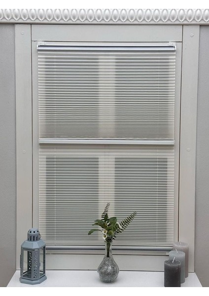 Gece Gündüz Çift Mekanizmalı Katlanabilir Beyaz Cam Balkon Plise Perde