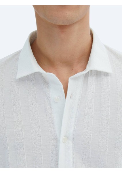 Beyaz Desenli Regular Fit Casual Gömlek fırsatları