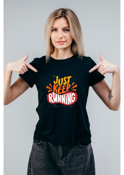 Kadın Koşu Temalı Regular Tişört