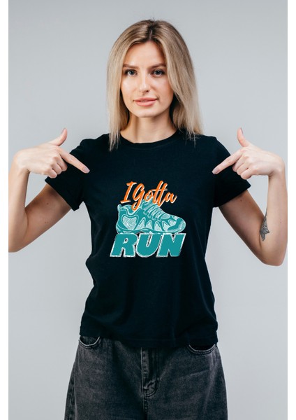 Kadın Koşu Temalı Regular Tişört fiyatları