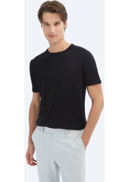 Siyah Bisiklet Yaka Desenli Triko Kazak