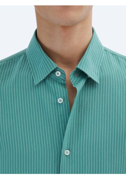 Nil Yeşili Oversize Fit Dokuma Casual Gömlek fırsatları