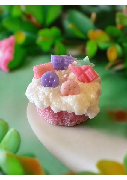 Cupcake Renkli Mum fırsatları