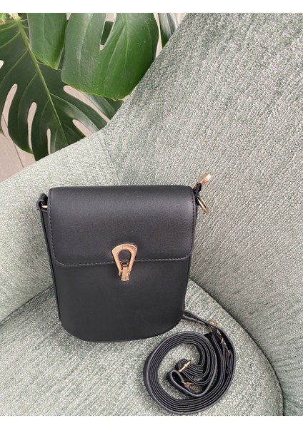 Kadın Siyah Renk Gold Toka Detaylı Ayarlanabilir Askılı Omuz Çanta indirimleri