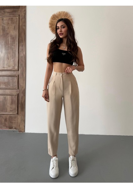 Kadın Yüksek Bel Havuç Kesim Pensli Kumaş Pantolon fırsatları