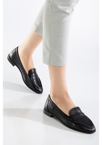 Kadın Deri Günlük Saraçlı Lazerli Babet - Siyah