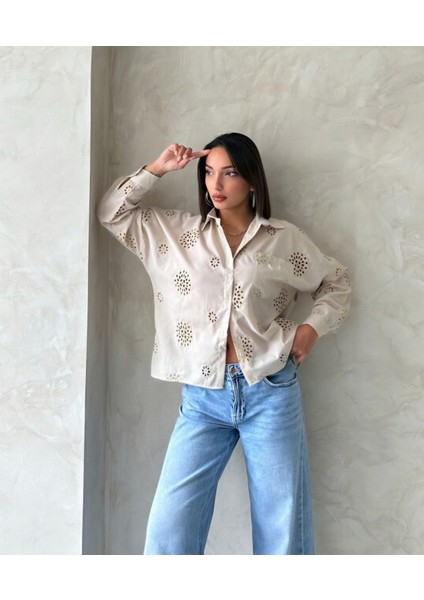 Brode Desenli Uzun Kollu Delikli Gömlek