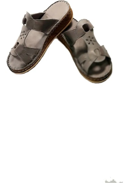 Kadın Yıldızlı Cırtlı Deri Terlik