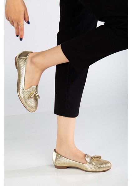 Kadın Deri Baskılı Püsküllü Babet - Altın fiyatları