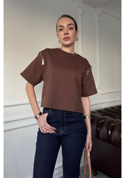 Fermuarlı Vatkalı Tshirt- Kahverengi modelleri