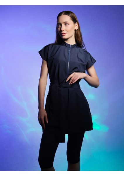 Spor Yarım Kol Yarı Kapalı Mayo