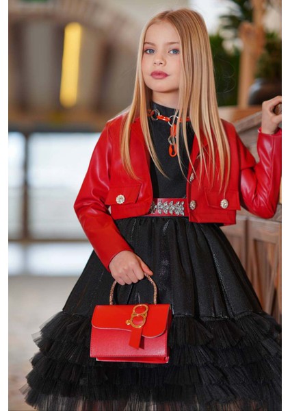 Kız Çocuk Sıfır Kol Beli Taş Şerit Detaylı Eteği Kat Kat Tüllü Parlak Deri Ceketli Siyah Elbise modelleri