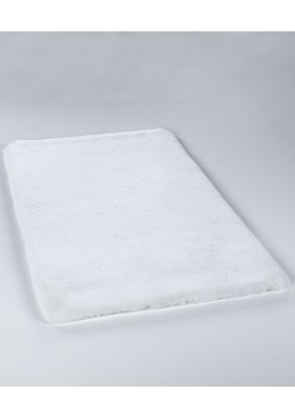 Halı Palma Beyaz Yumuşacık Dokulu Üst Kalite Pelüş Dikdörtgen Kesim Halı fiyatları