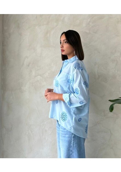 Brode Desenli Uzun Kollu Delikli Gömlek fırsatları