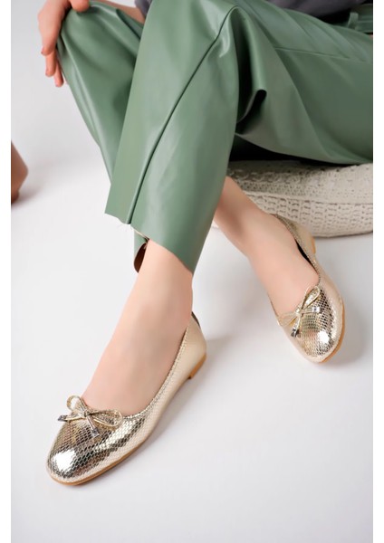 Fiyonklu Kadın Balerin Babet Altın Yılan Desen Gold, Gümüş, Leopar Renklerde fırsatları