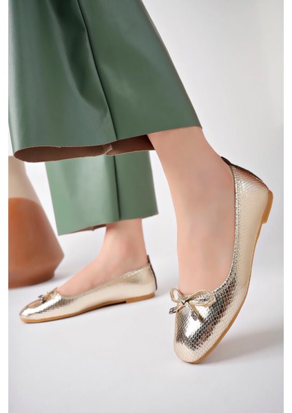 Fiyonklu Kadın Balerin Babet Altın Yılan Desen Gold, Gümüş, Leopar Renklerde indirimleri