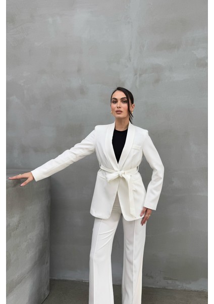 Kadın Ikili Kuşaklı Blazer Ceket Pantolon Takım modelleri