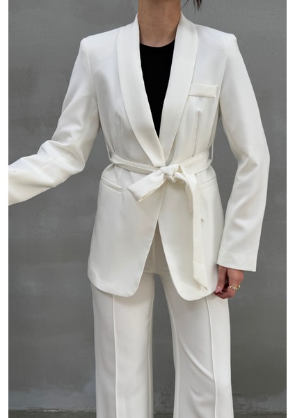 Kadın Ikili Kuşaklı Blazer Ceket Pantolon Takım fırsatları