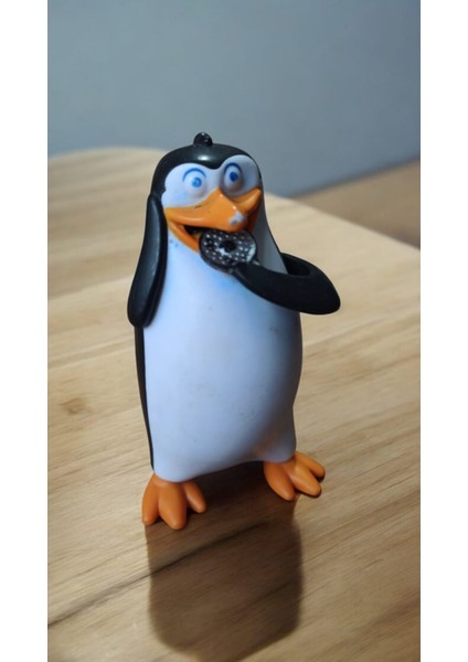 Vintage Neşeli Penguen Orijinal Figür Oyuncak & 12 cm fırsatları